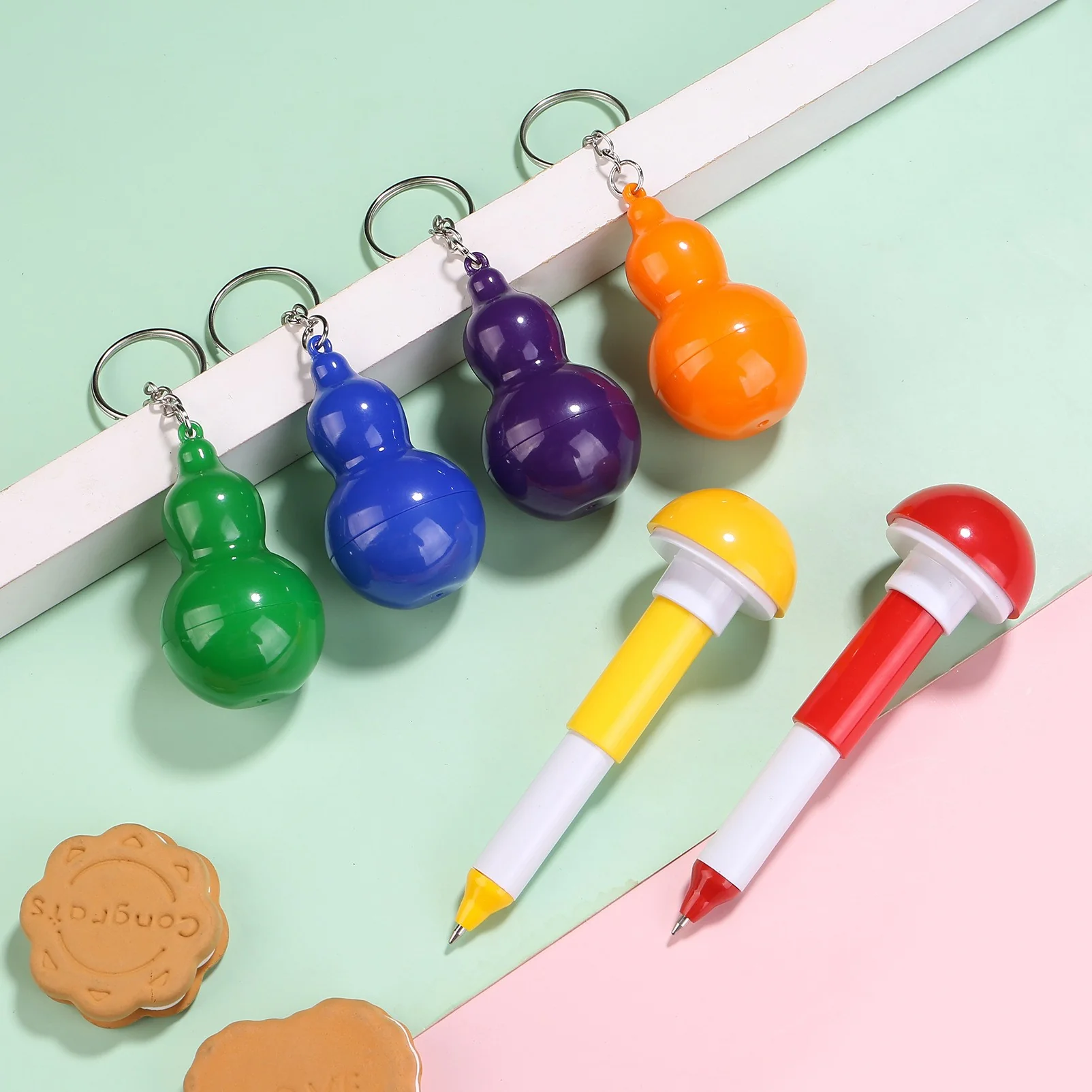 Chain Retractable Ballpoint Pen